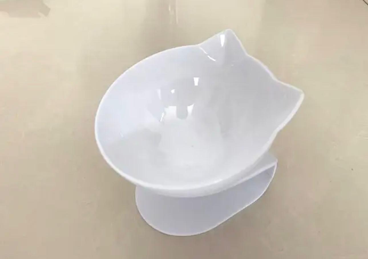 Ergonomic Non-Slip Pet Bowl with 15°C Slant - Cat & Dog Feeding Stand